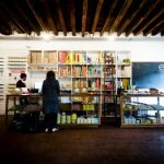 Магазин консерв Loja das Conservas. Фото Miguel Pires