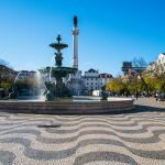 Фонтаны на площади Росиу. Фото Dirk Olbertz