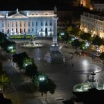 Вид на площадь Rossio ночью. Фото Alfonso Pierantonio
