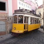 Трамвай №12 карабкается на склон